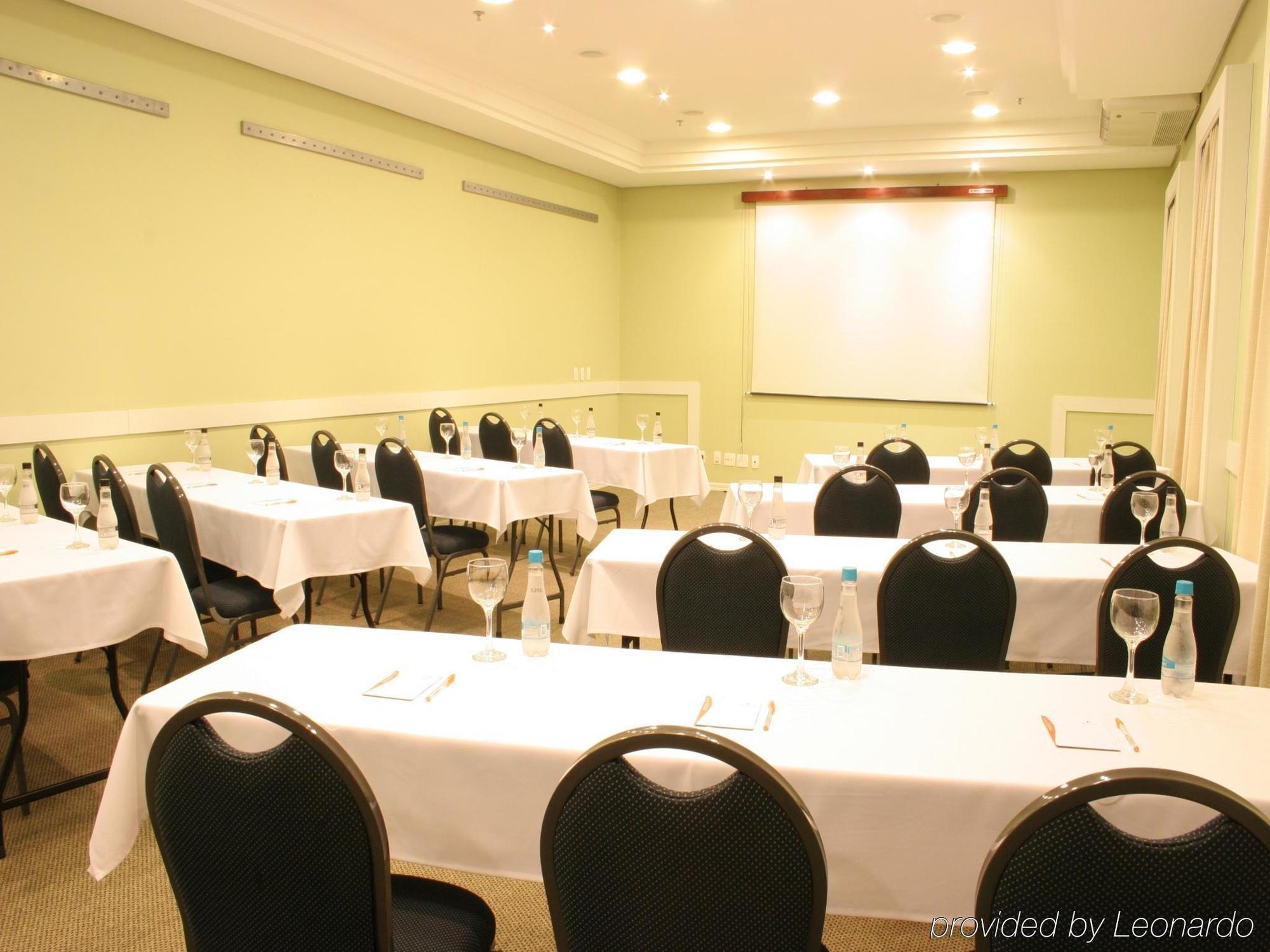 Intercity Nacoes Unidas 酒店 4*