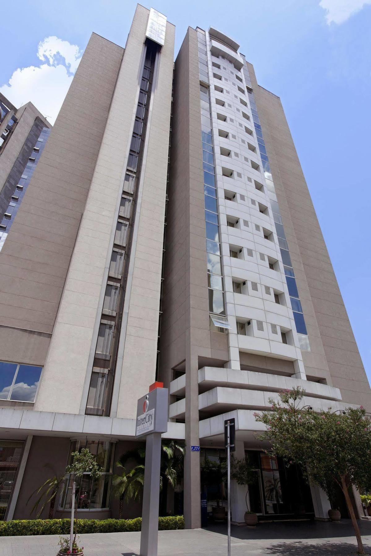 Hotel Intercity Nações Unidas
