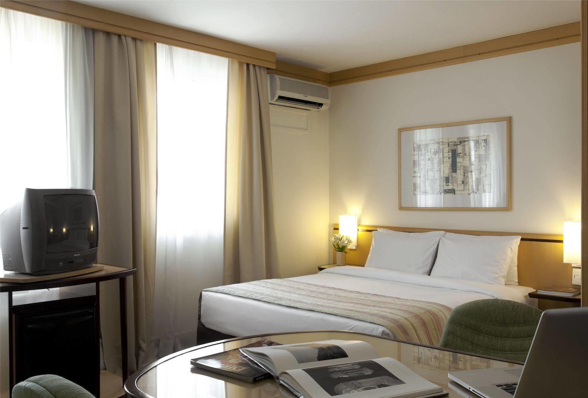 Intercity Nações Unidas Hotel